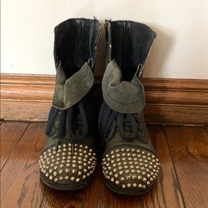 Steven Madden studded boots